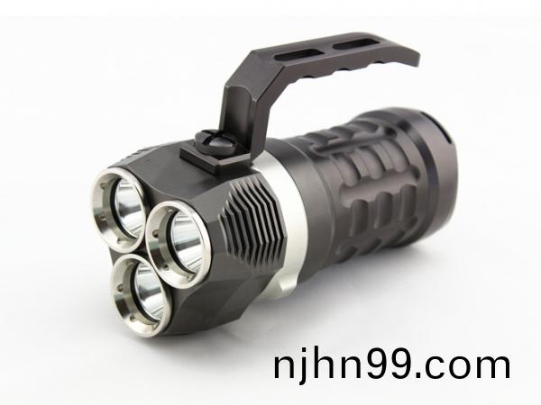 WINSOK MOS tube applied to LED flashlight