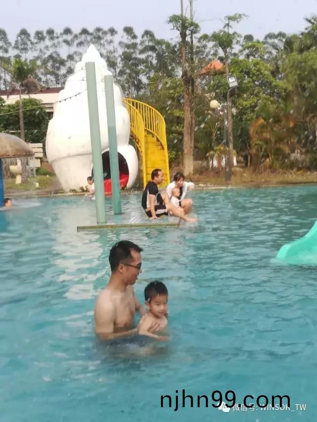 冠華(hua)偉(wei)業(ye)-水上(shang)樂(le)園(yuan)2