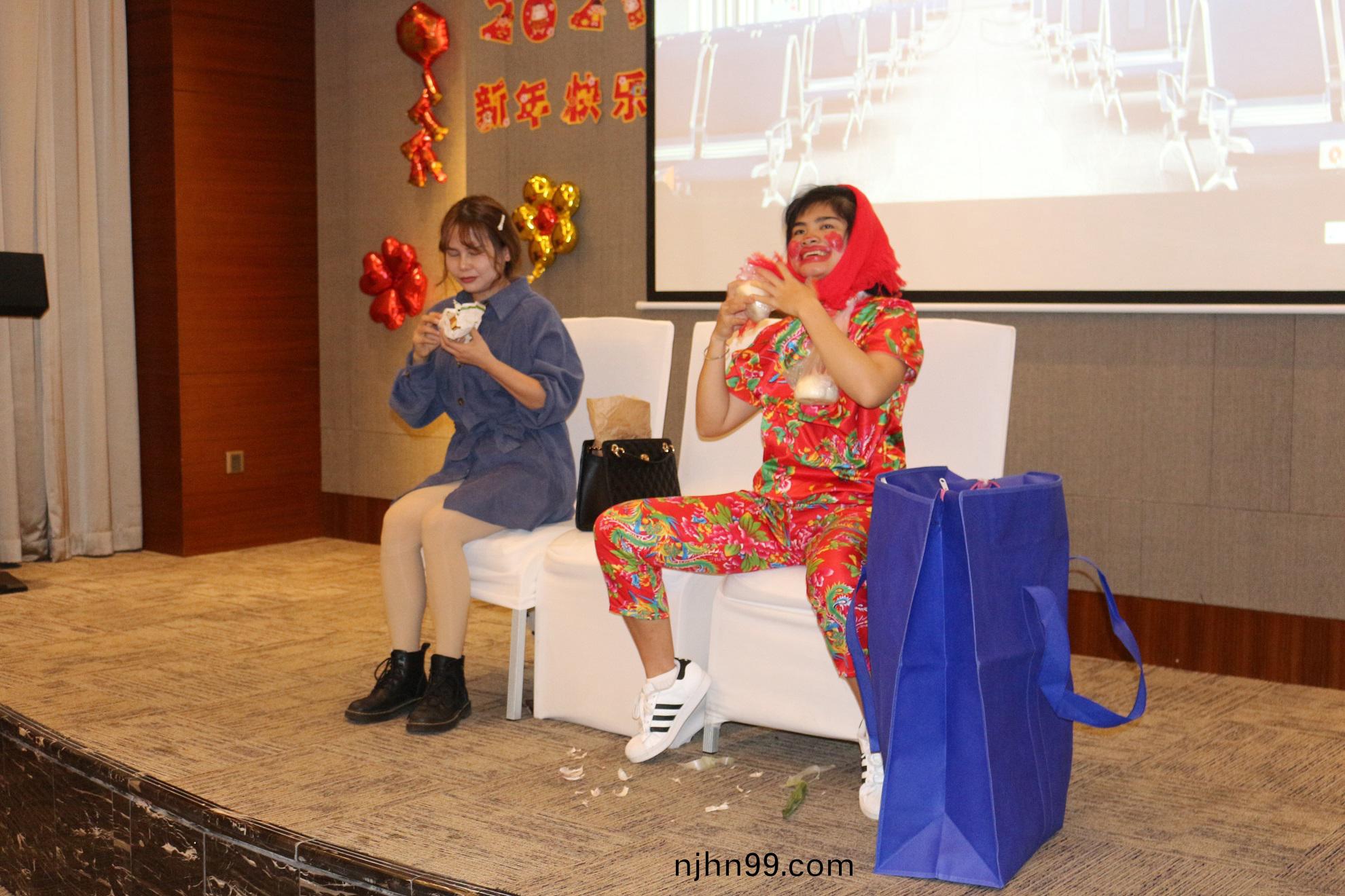 冠華偉業-城裏人(ren)咊鄕下(xia)人