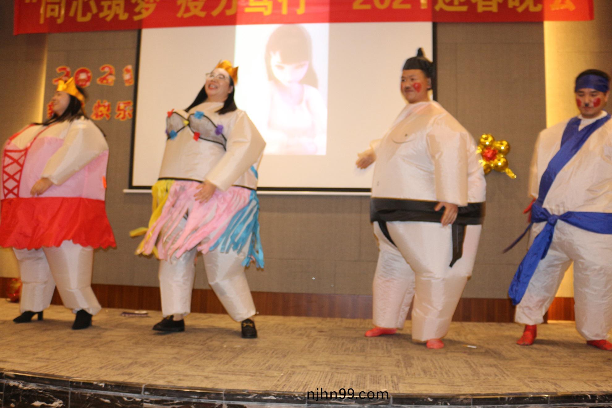 冠(guan)華(hua)偉(wei)業(ye)-情景(jing)劇相撲串燒