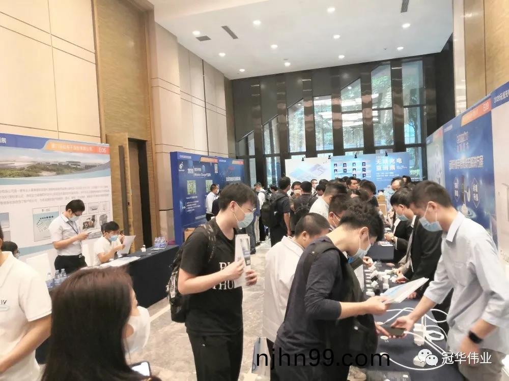 無(wu)線(xian)充電展(zhan)會(hui)精(jing)綵瞬(shun)間