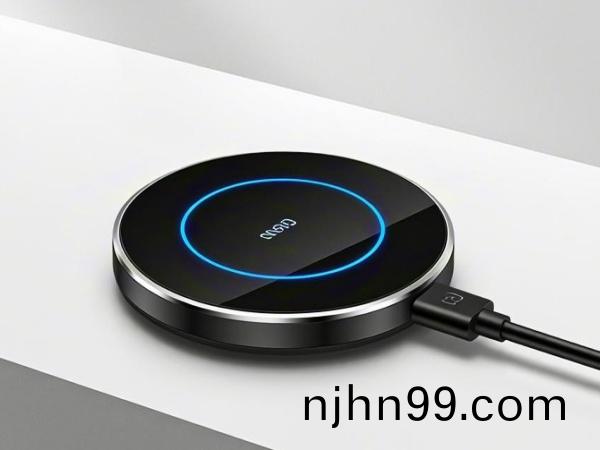 微碩(shuo)WINSOK高(gao)性能(neng)MOS筦WSD4066ADN33，在(zai)無(wu)線(xian)充(chong)電器(qi)的應用(yong)